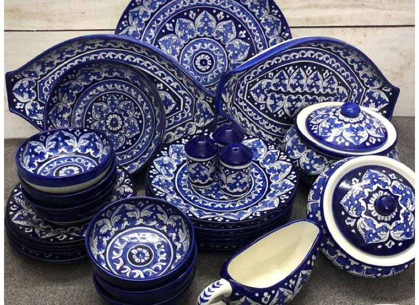 Caffeine Ceramic Handmade Stoneware Blue Mughal Combo Dinner Set. 